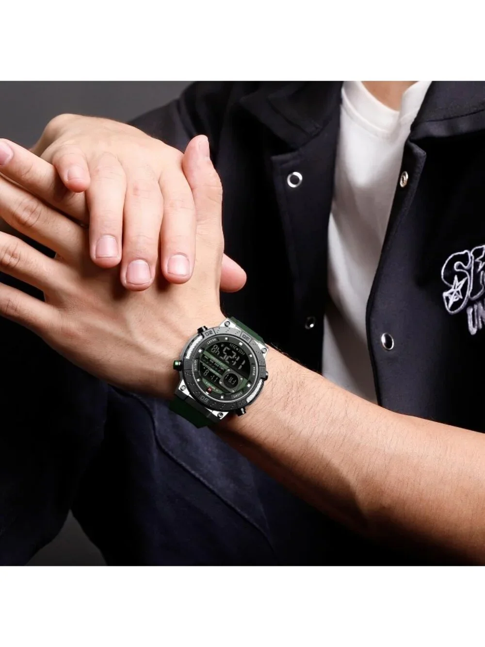 Men's Green Analog Quartz Military Waterproof Sports Chronograph Digital Watch